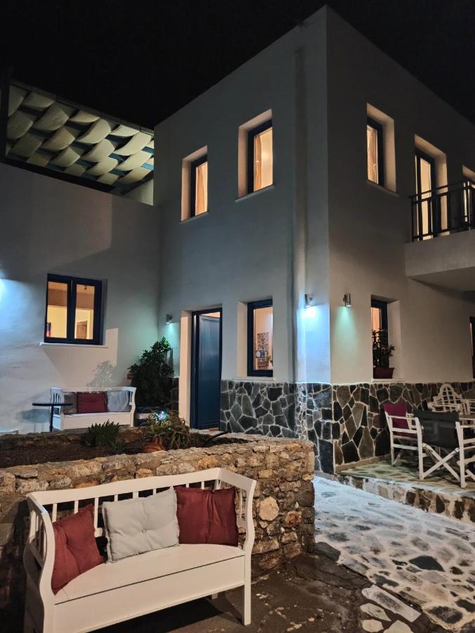 الشقق الفندقية Livadia في  Ellibay المظهر الخارجي الصورة